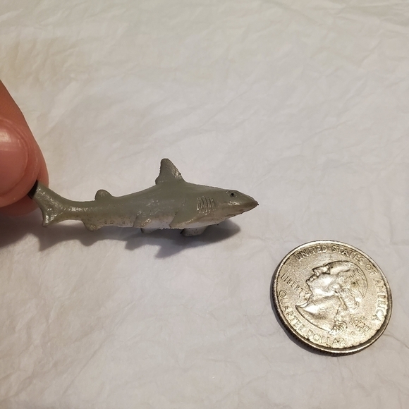 Lot of 3 Mini aquatic toys Sharks Tiger Hammerhead - Picture 8 of 9